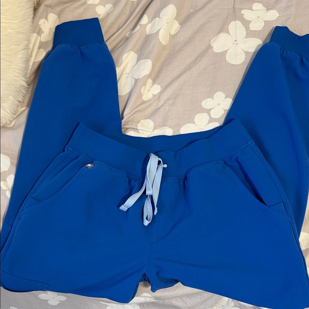 Figs Women's Royal  Blue Jogger Pants size S petite excellent condition
